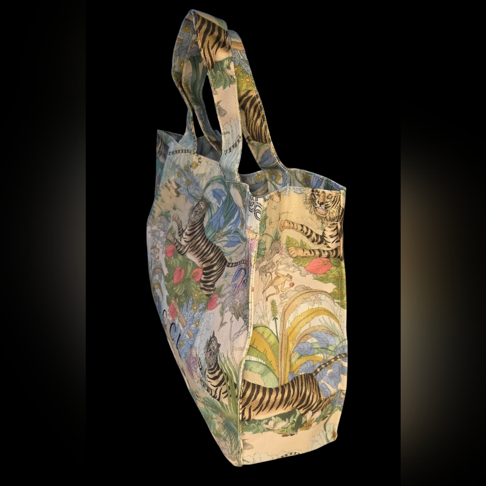 Gucci Beauty Tiger Tote With Box - New - Picture 4 of 5